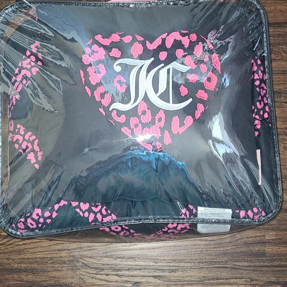 Juicy Couture Pink and Black Accent Pillow Set - Queen